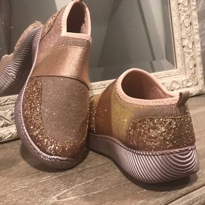 Women’s Bamboo Brand shoes- Super cute⭐️Sparkles⭐️